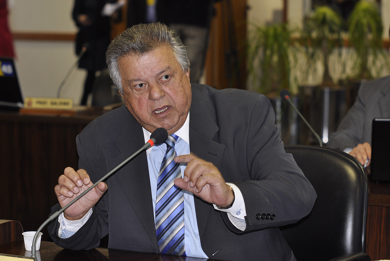 Reivindicadas medidas para melhoria no trânsito 