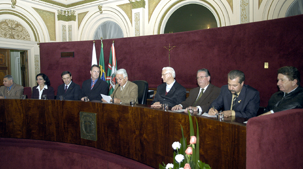 Religioso recebe título de cidadão honorário 