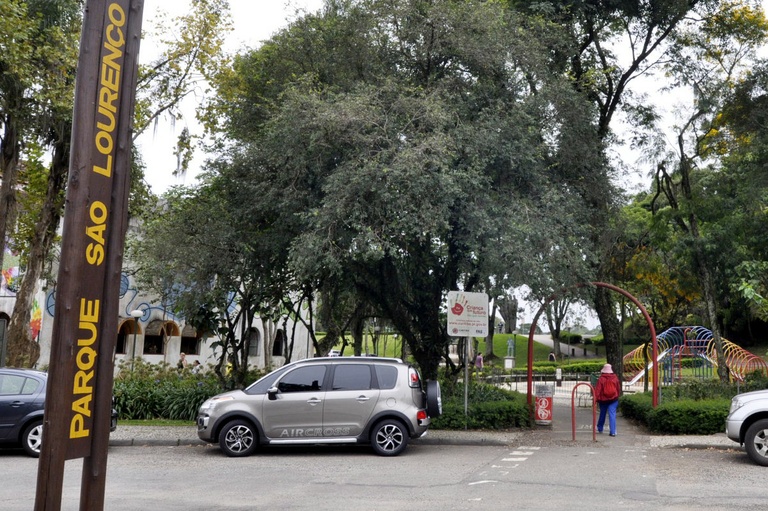 Requerida construção de forno no Centro de Criatividade 