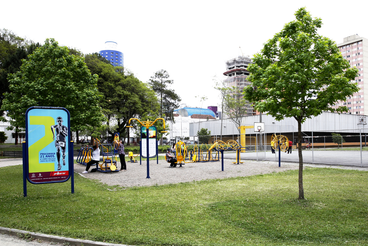 Requeridas áreas de esporte e lazer para bairros de Curitiba