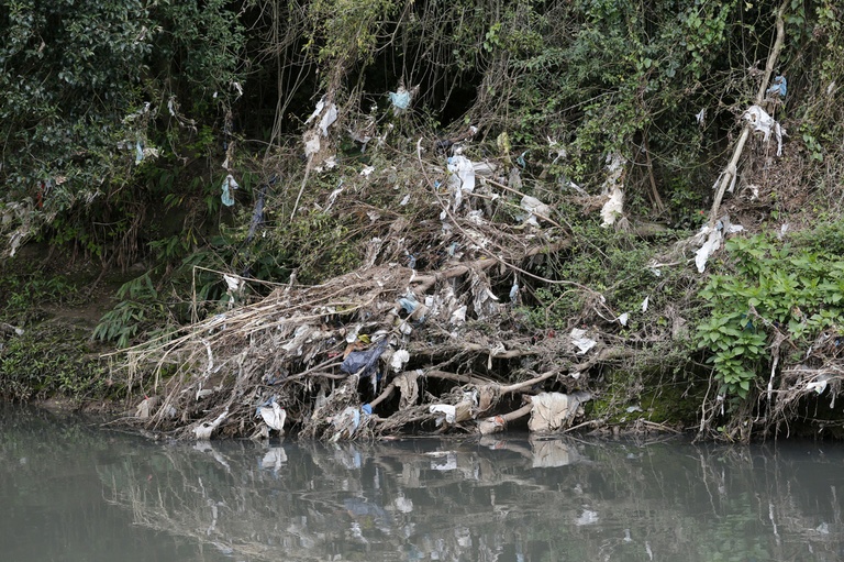 Resposta do Executivo sinaliza obras no rio Barigui até 2016