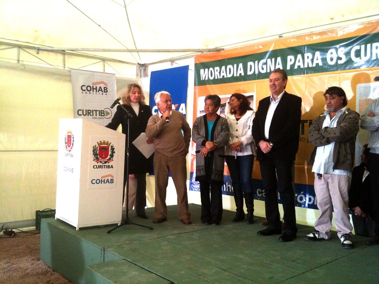 Retirados moradores de áreas de risco 