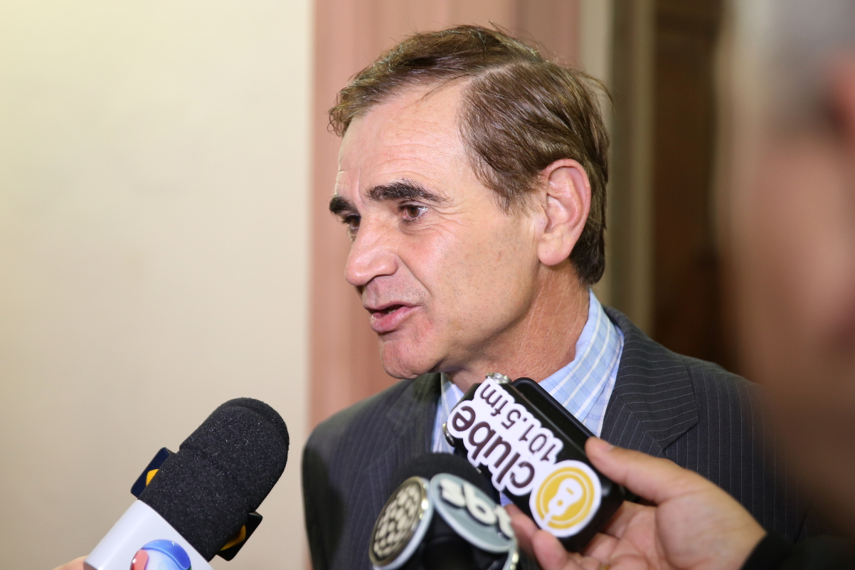 Retomada ideia de descartar recicláveis em sacolas coloridas