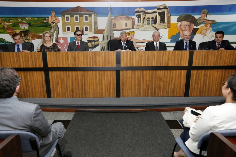 Ricardo Tadeu da Fonseca recebe cidadania honorária de Curitiba 