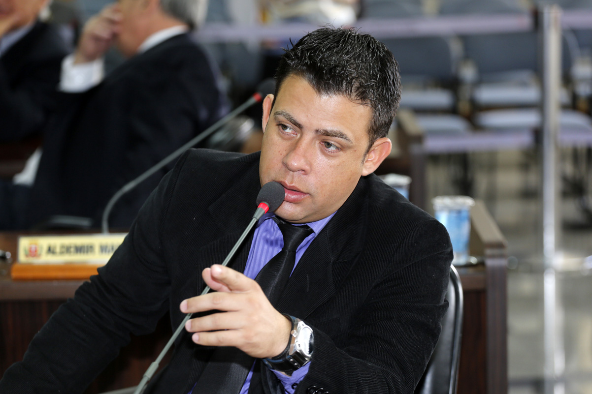 Rogério Campos sugere módulos da Guarda em todos os terminais 