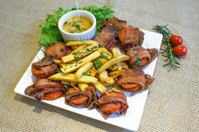 Sancionados “Comida di Buteco” e “Empresa Amiga do Esporte”