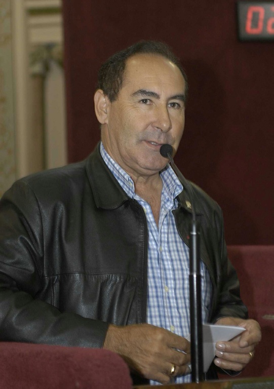 Sandoval anuncia candidatura ao Senado 