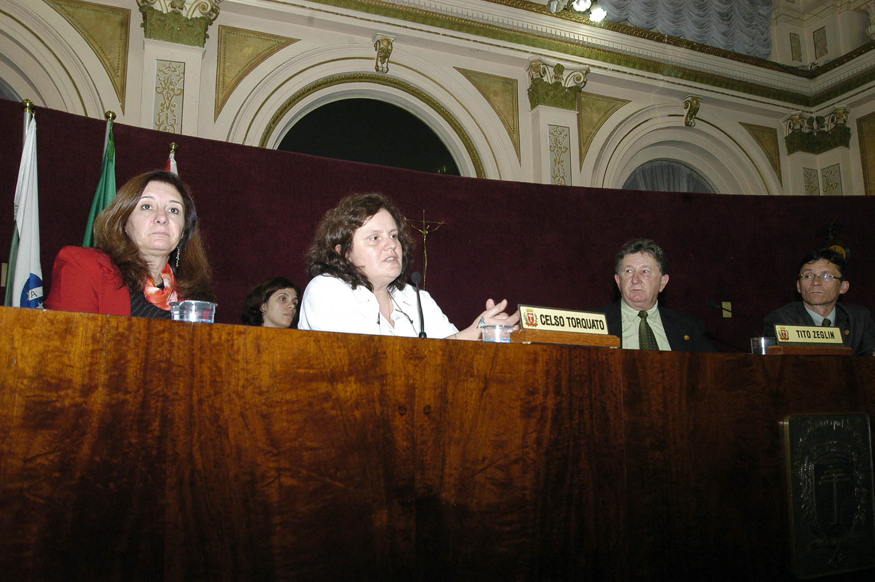 Saúde presta contas na Câmara 