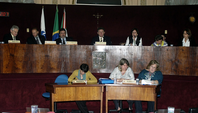 Saúde presta contas na Câmara 