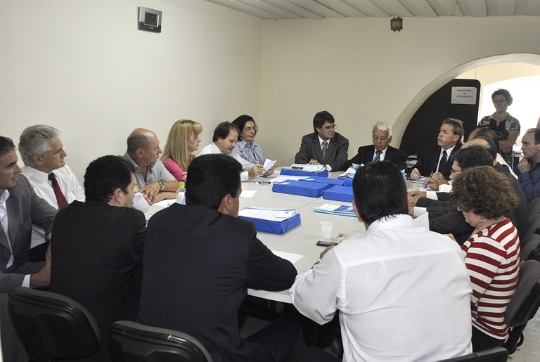 Sebastiani detalha nota eletrônica aos vereadores 