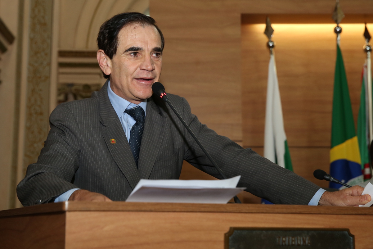 Secretaria de Informação responde sobre economia