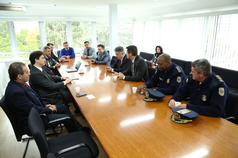 Secretário presta contas de R$ 10 milhões repassados pela CMC