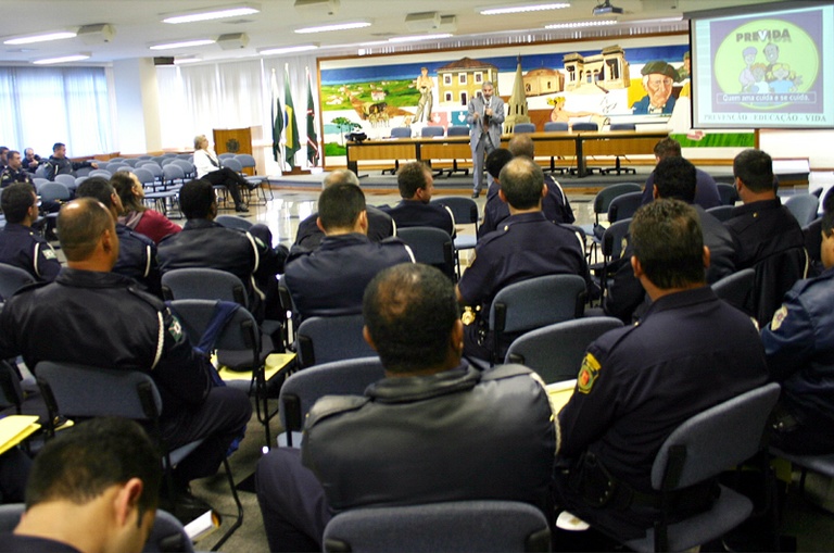 Segundo encontro de capacitação reúne 100 guardas 