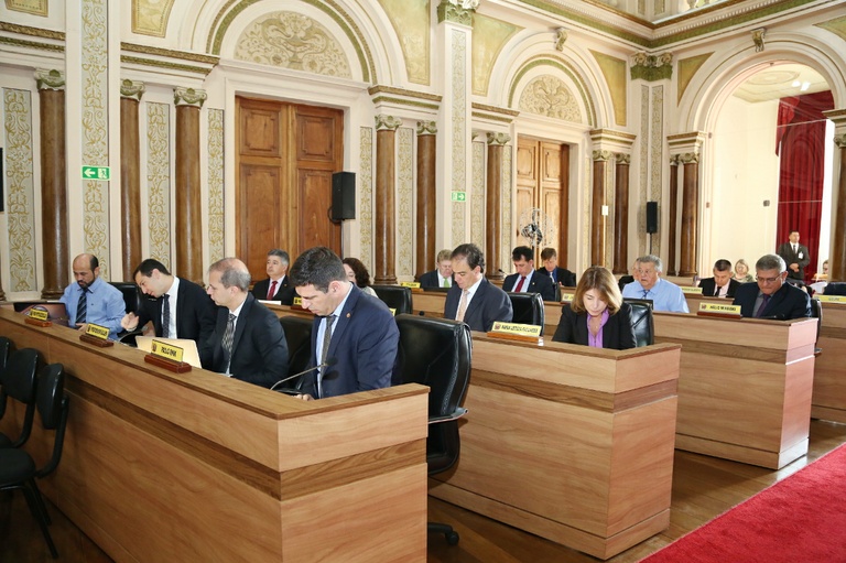 Semana da Coleta de Resíduos  depende da sanção do prefeito