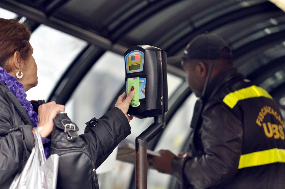 Seminário discute proposta para isentar trabalhador da tarifa 