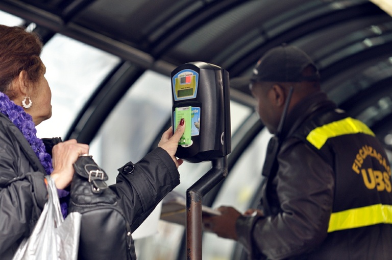 Seminário discute proposta para isentar trabalhador da tarifa 