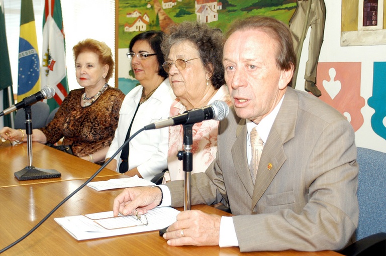 Seminário na Câmara homenageia mulheres 