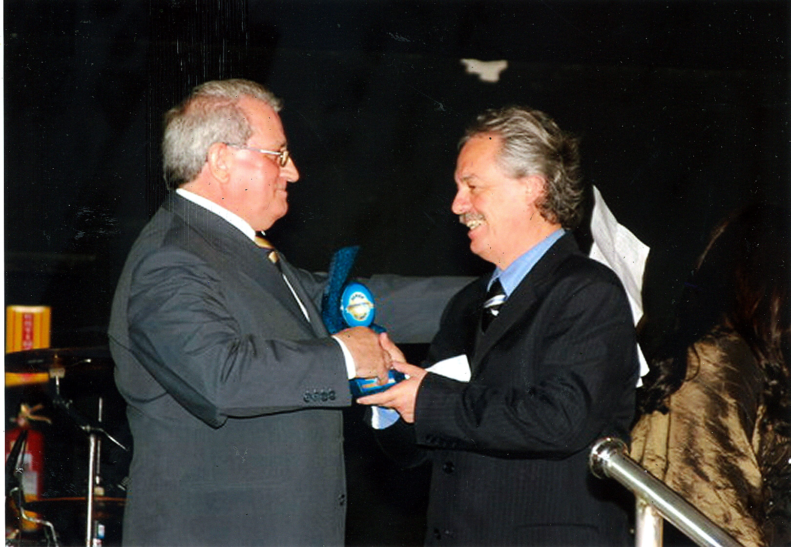 Senap premia líderes 