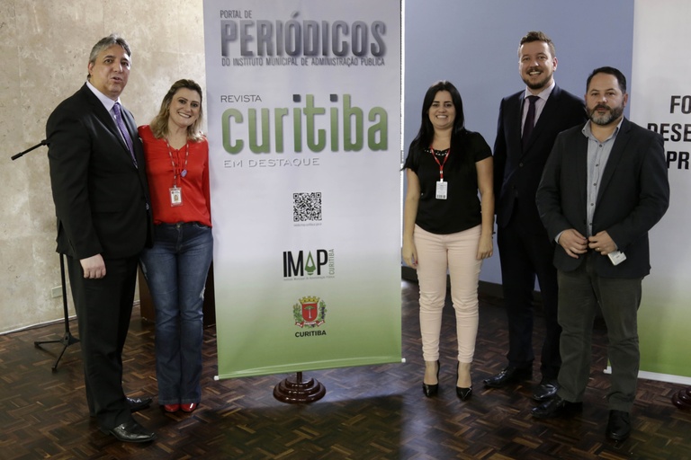 Servidoras da Câmara publicam artigo em revista sobre gestão pública 