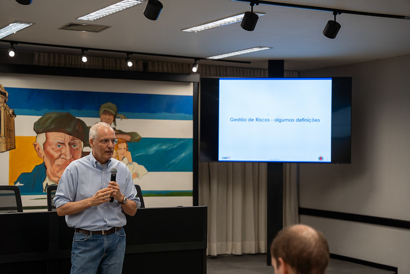 Servidores da Câmara de Curitiba têm curso sobre gestão de riscos