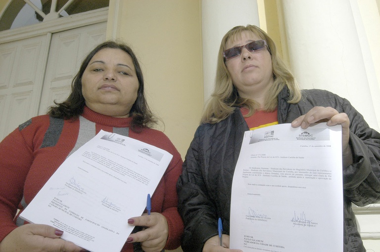 Servidores pedem garantia de direitos 