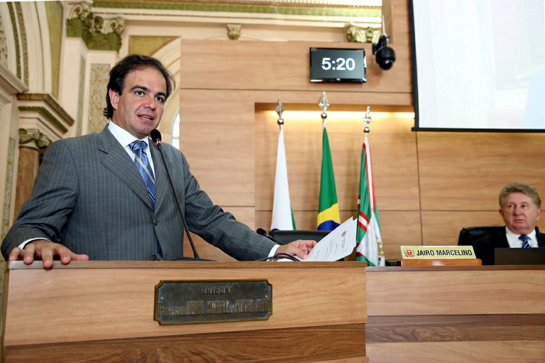 Servidores são homenageados no Dia do Funcionário Público