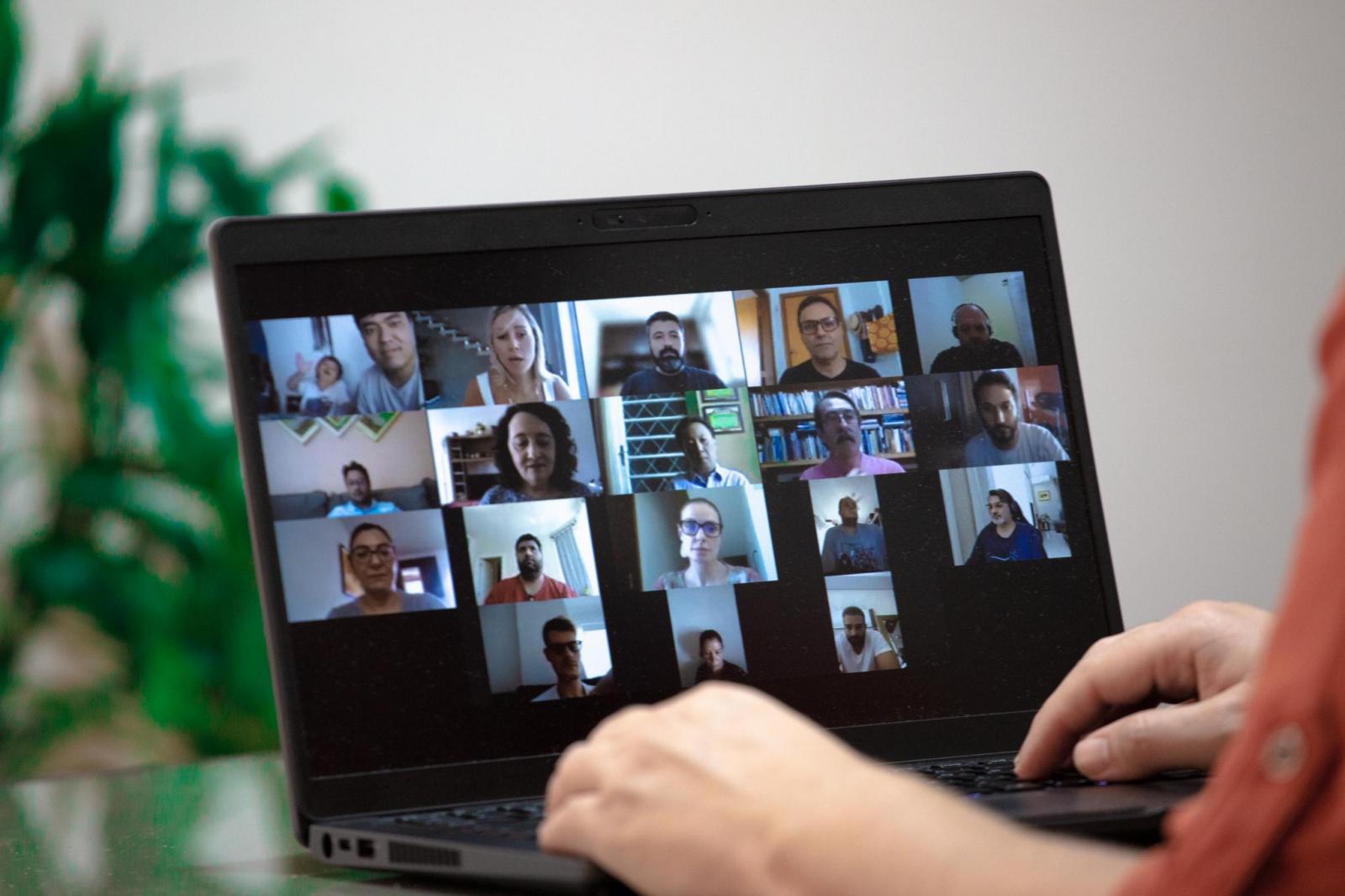 Servidores têm capacitação sobre fiscalização de contratos