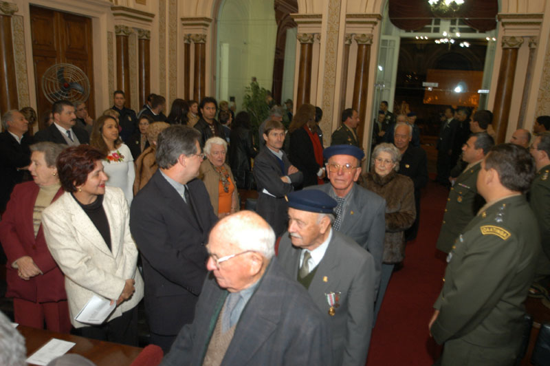 Sessão marca retorno dos  veteranos da II Guerra  