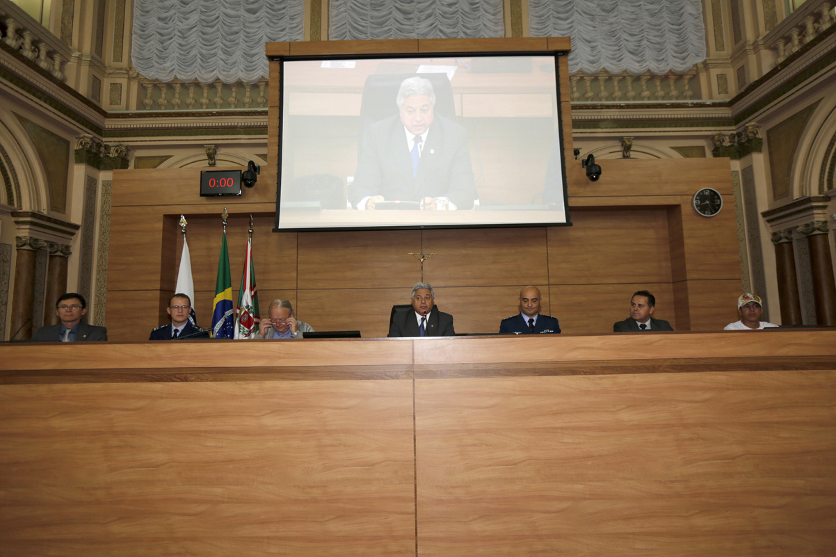 Sessão solene faz resgate histórico do bairro Sítio Cercado