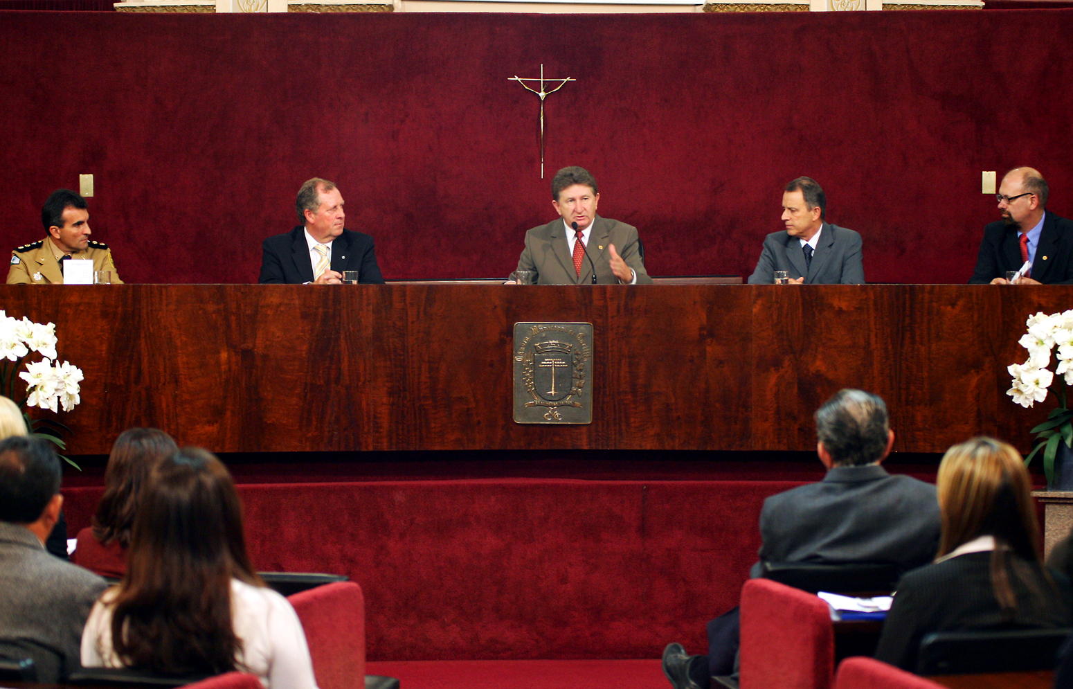 Sessão solene marca os 30 anos da Volvo  