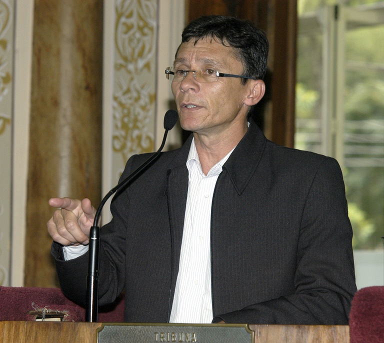 Setor habitacional deve ter prioridade, diz Pedro Paulo 