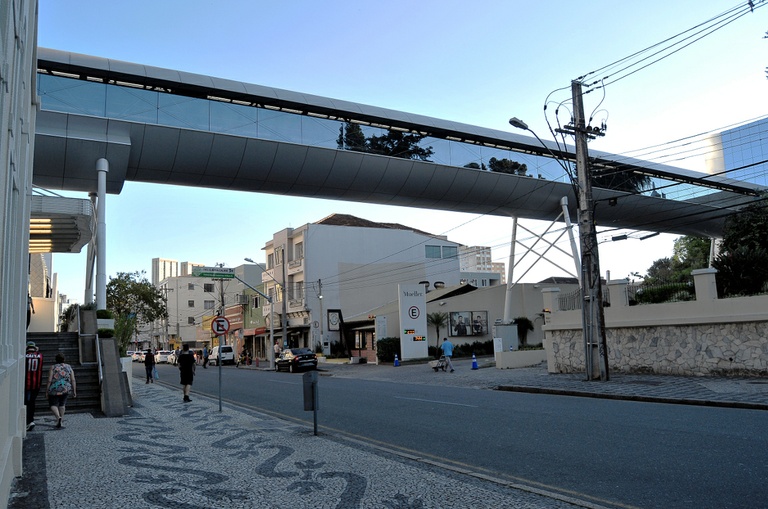 Shopping pede autorização para passarela no Jardim das Américas