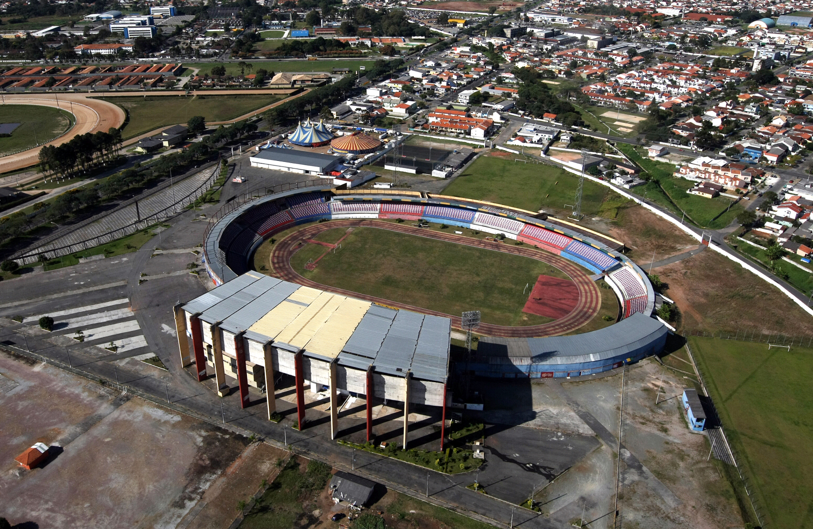 Situação do Pinheirão será debatida com Ministério Público 