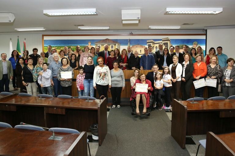 Solene marca meio século de fundação do Pequeno Cotolengo