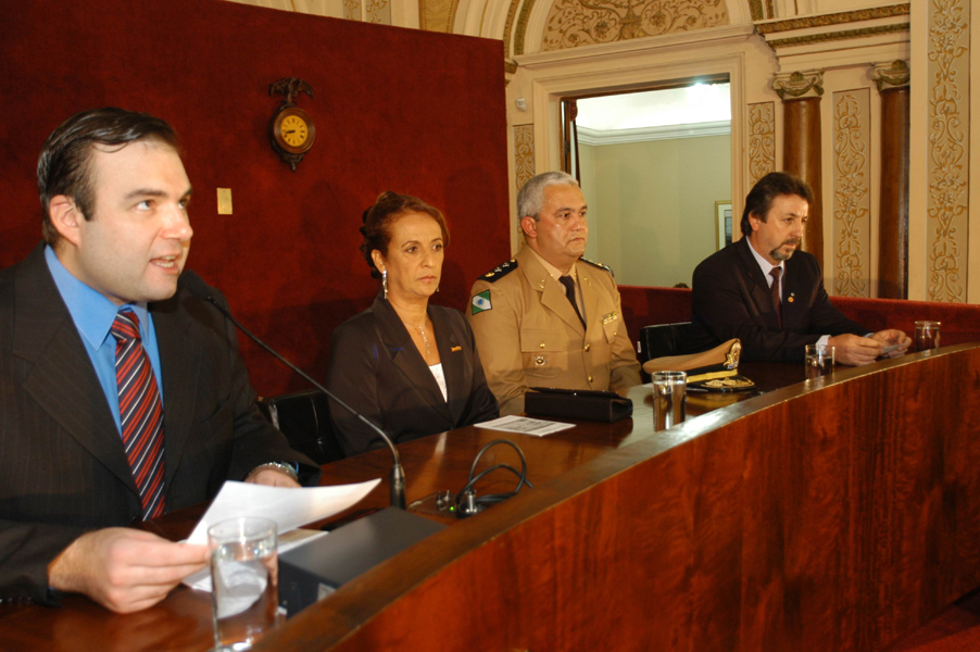 Solenidade na Câmara marca 15 anos da Jasmine Alimentos 