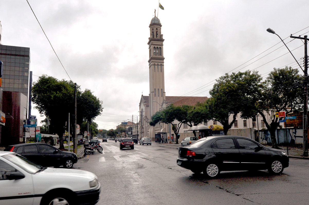 Solicitado monitoramento na avenida Manoel Ribas