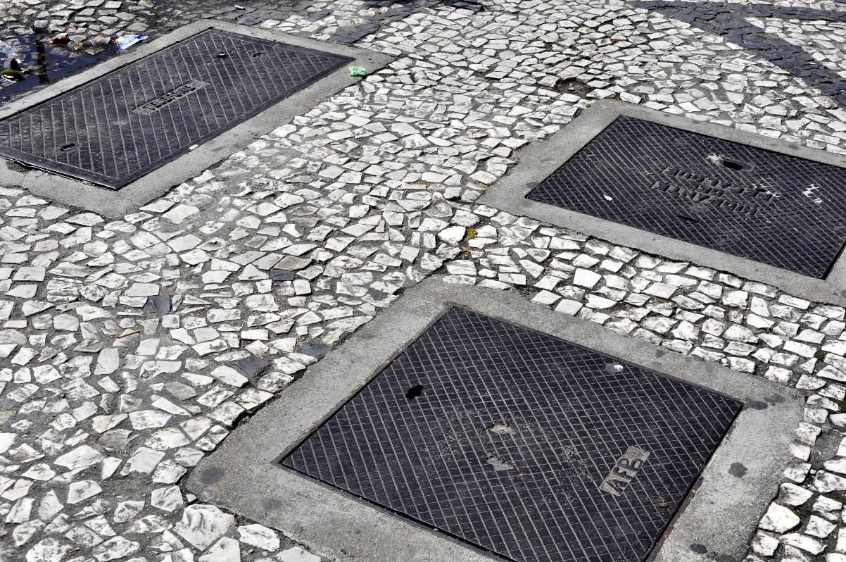 Substitutivo ajusta projeto para nivelar tampões de bueiros