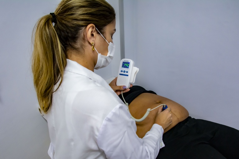  Substitutivo reformula projeto sobre prevenção ao aborto em Curitiba