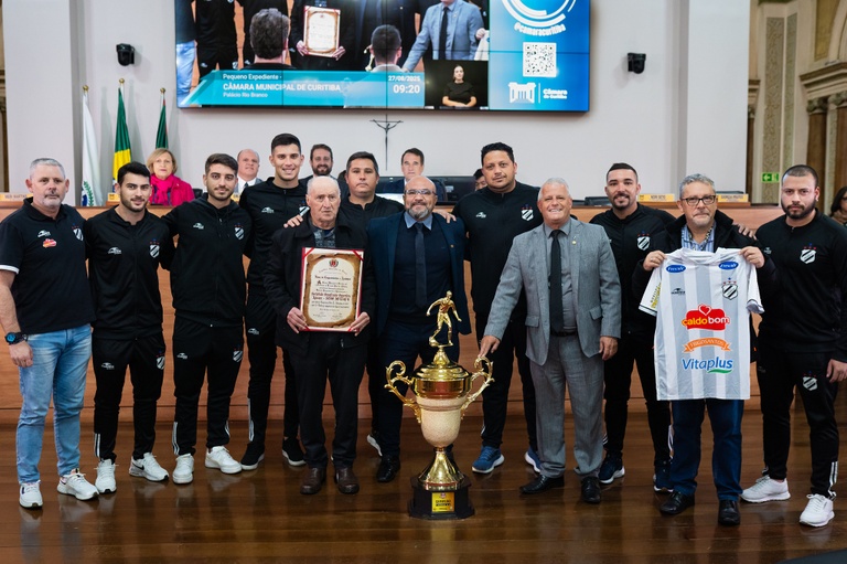 Iguaçu vence a Suburbana 2025 e ganha destaque na Câmara de Curitiba