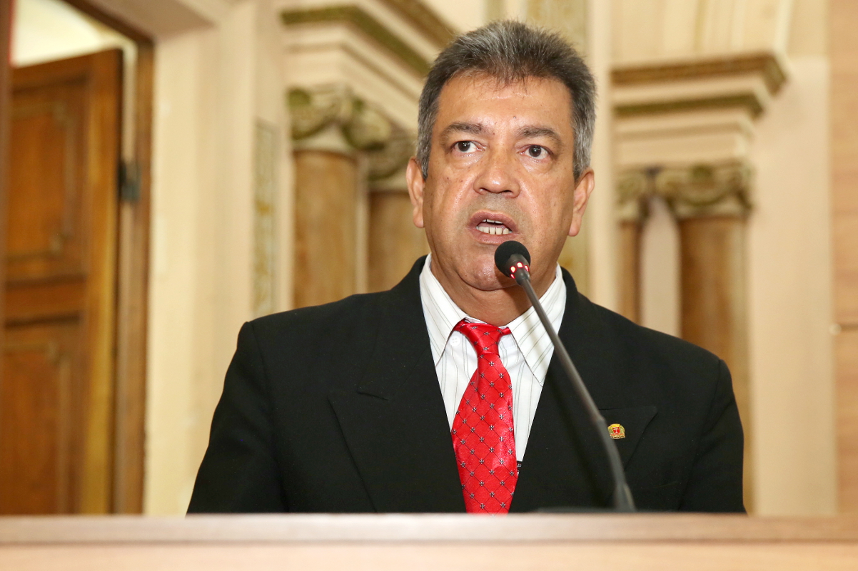 Sugerida a criação do Dia da Ufologia