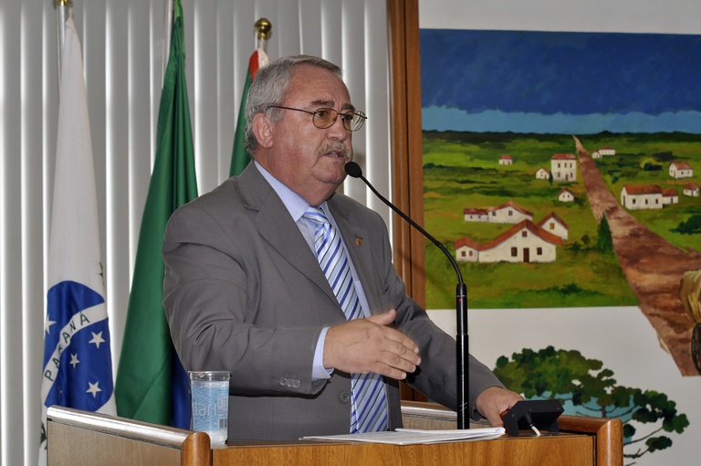 Sugerida campanha de valorização de escolas 