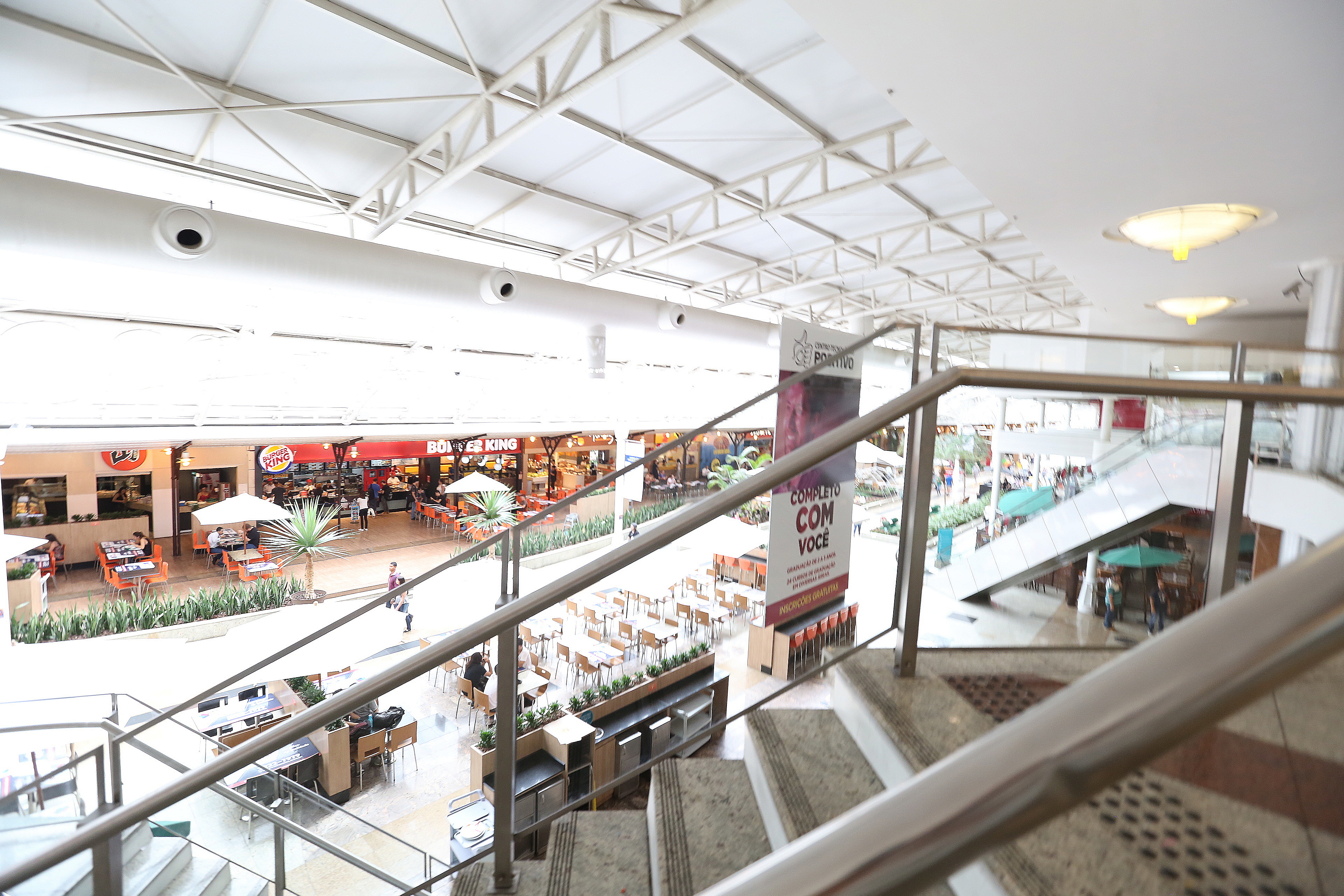 Sugerida mudança no horário de atendimento ao público no comércio