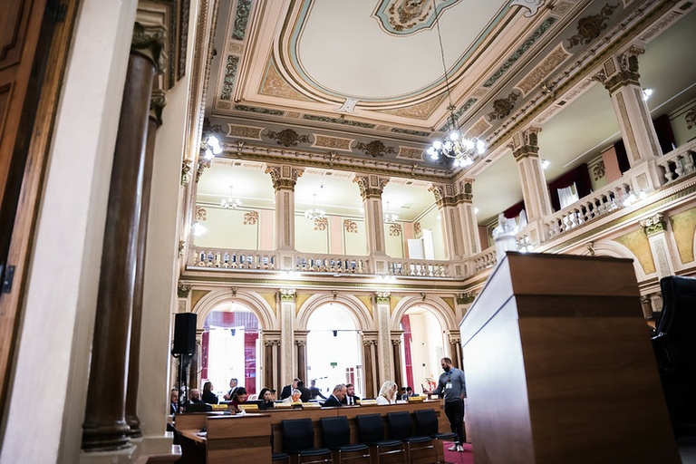 Sugeridas ações para o transporte e para o SUS de Curitiba