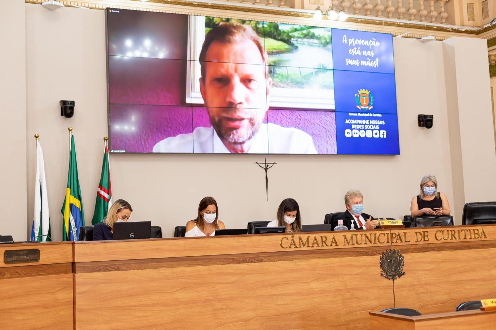 Sugeridos Central de Informações Covid e Fundo Municipal do Esporte