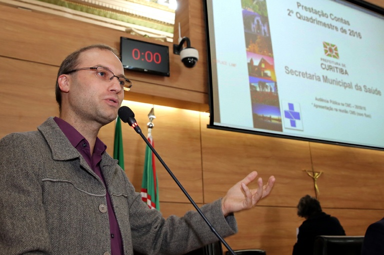 SUS Curitiba custa R$ 4,2 milhões por dia, afirma secretário da Saúde