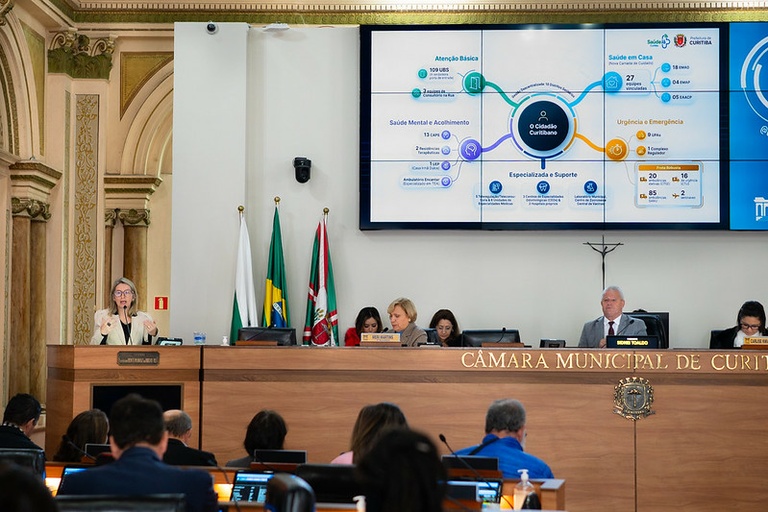 SUS de Curitiba: envelhecimento da população direciona ações 