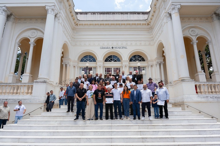 Taxistas são homenageados na 3º edição da Câmara Aberta 