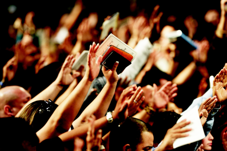 Tentativa de regularizar templos volta a tramitar na Câmara de Curitiba