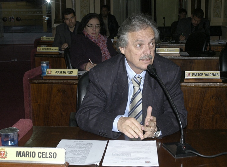 Terminais poderão exibir horários e itinerários 