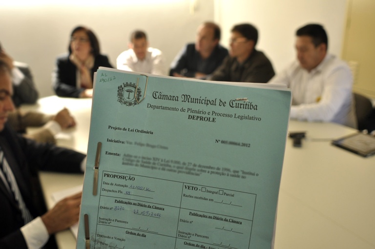 Teste do quadril poderá ser obrigatório 